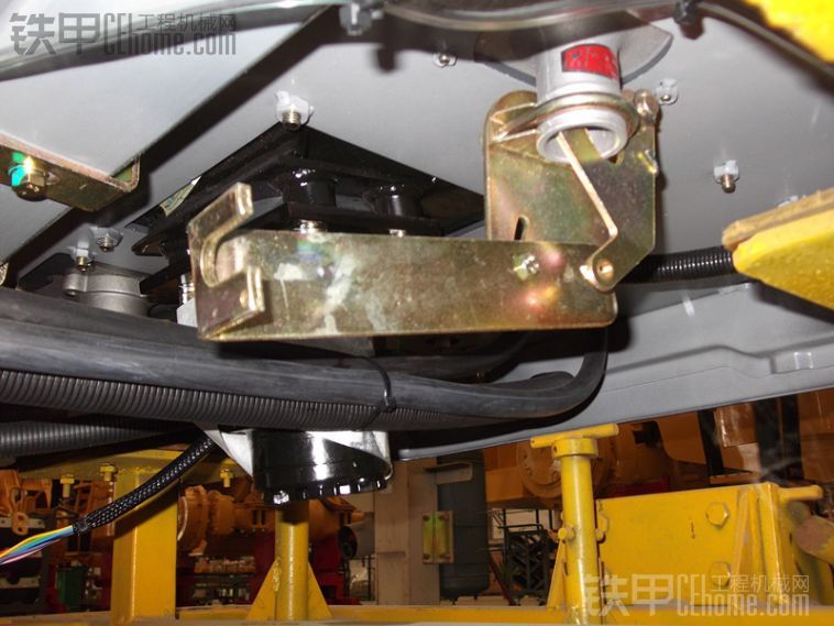 裝載機(jī)整機(jī)無(wú)力？一定是動(dòng)力系統(tǒng)或液壓系統(tǒng)出了問(wèn)題！